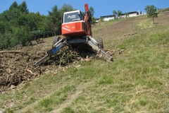Čiščenje in urejanje strmih pobočij
